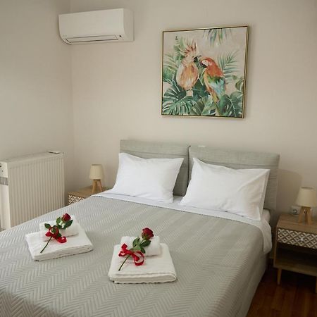 Georgia'S Comfort City Center Apartment Триполис Екстериор снимка